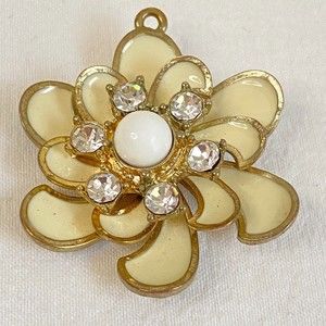 Ivory Flower Brooch/Pendant White Stone Rhinestones Enamel Cloisonne Petals